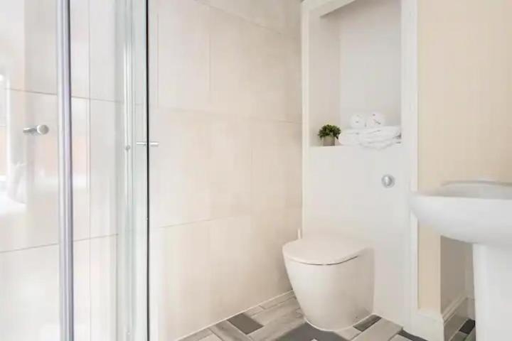 Nice 2 Bedroom House In Stowmarket Luaran gambar